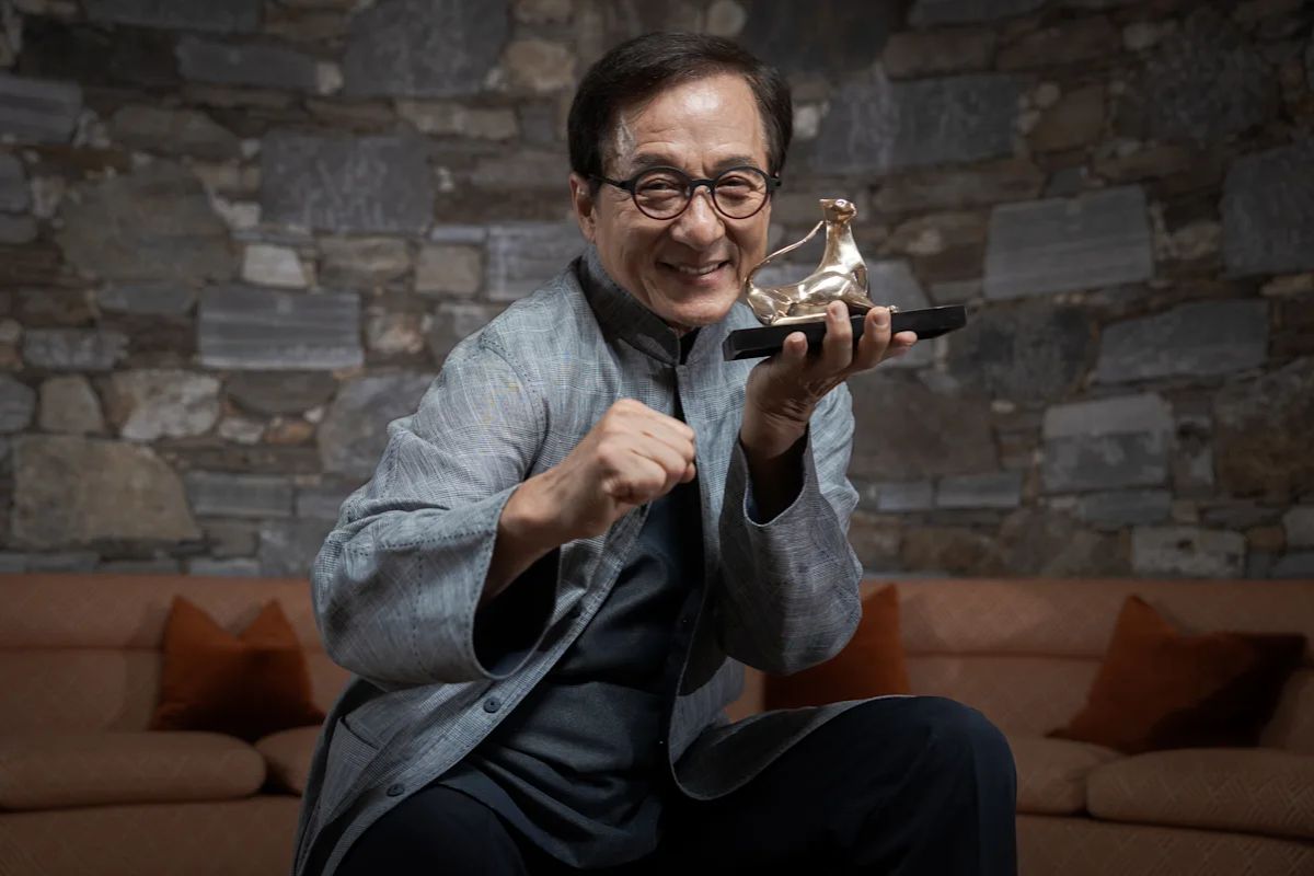 Jackie Chan Thrills Locarno at 71: “I Can Still Fight”